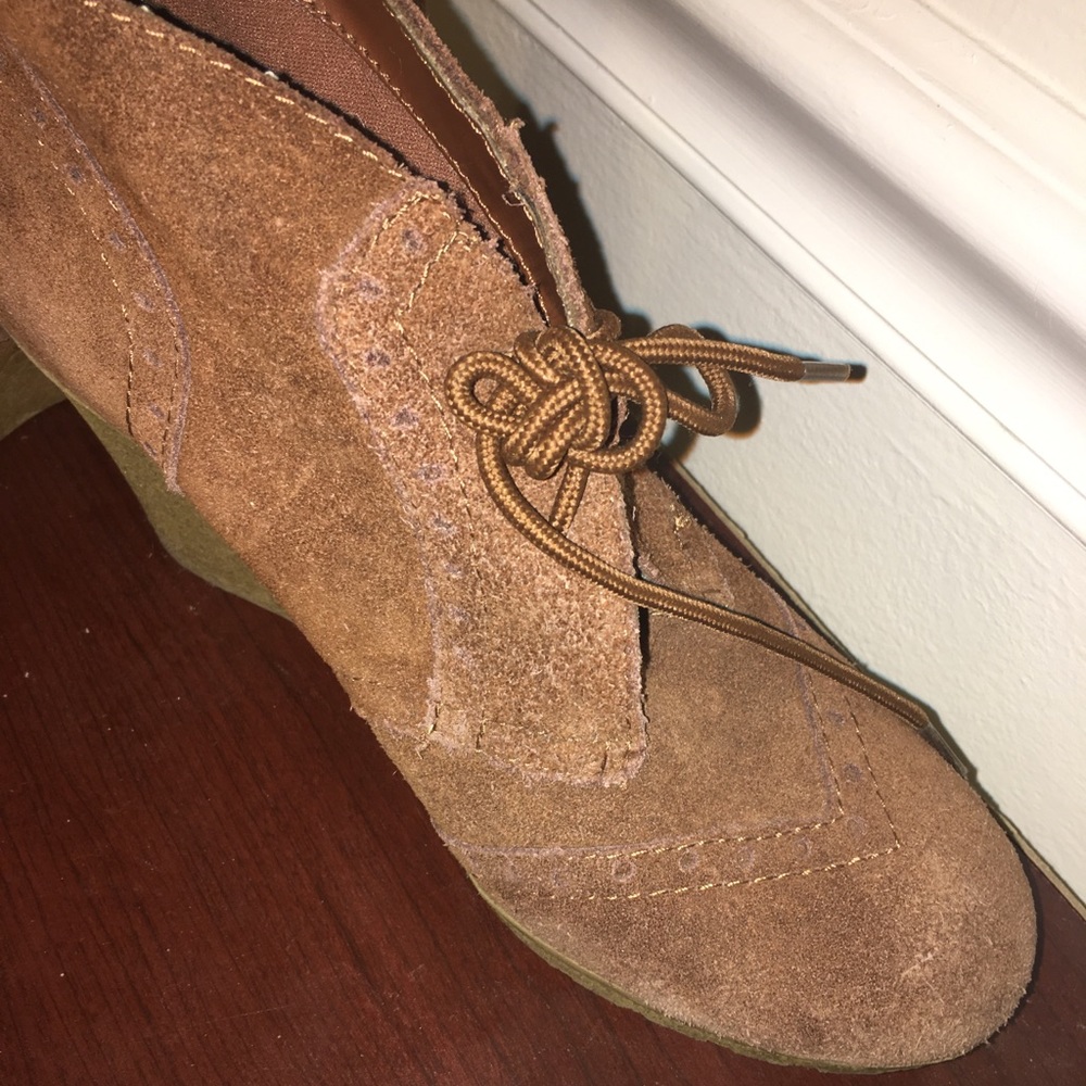 🚨 FINAL PRICE DROP🚨Leather Ankle Wedge Boots